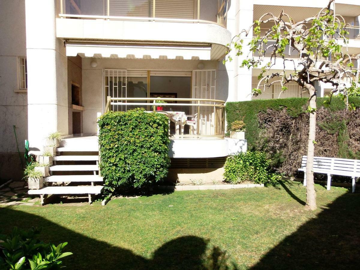 100M2 Big Apartment Private Garden And Pool/ 100M2 Gran Apartamento Jardin Privado Y Piscina / Acogedor Apartamento En Zona Tranquila Y Agradable Cambrils Eksteriør bilde